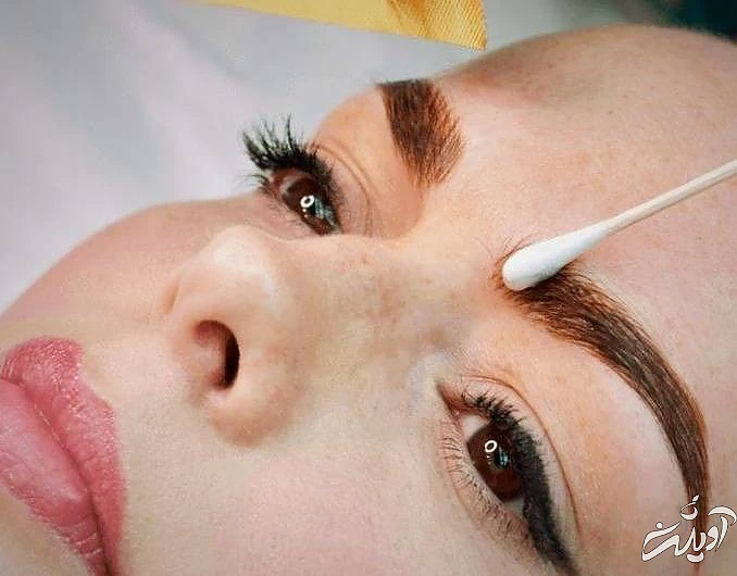 پاک کردن تاتو ابرو